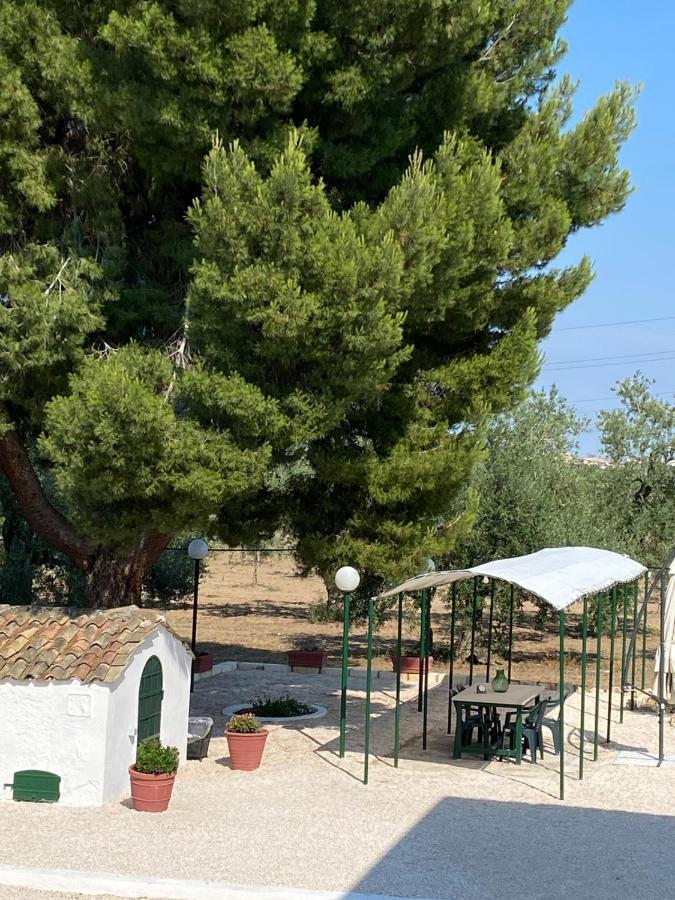 Вилла Casale Montereale Корато Экстерьер фото